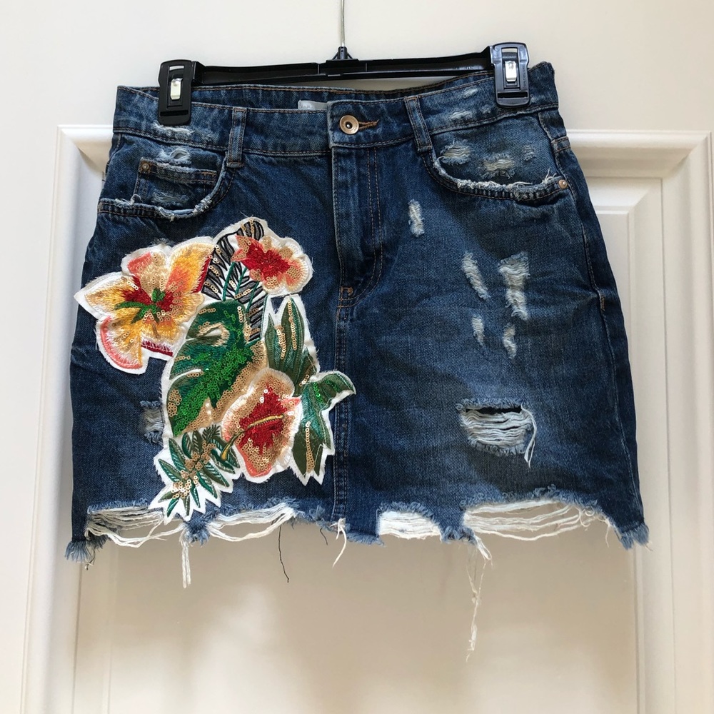 Zara Jean Skirt with floral design
